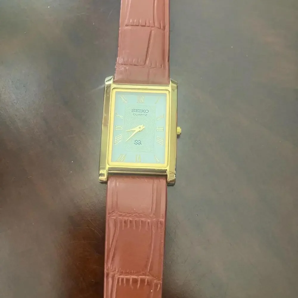 Seiko Gold Watch with Tan Leather Strap Rare Vintage